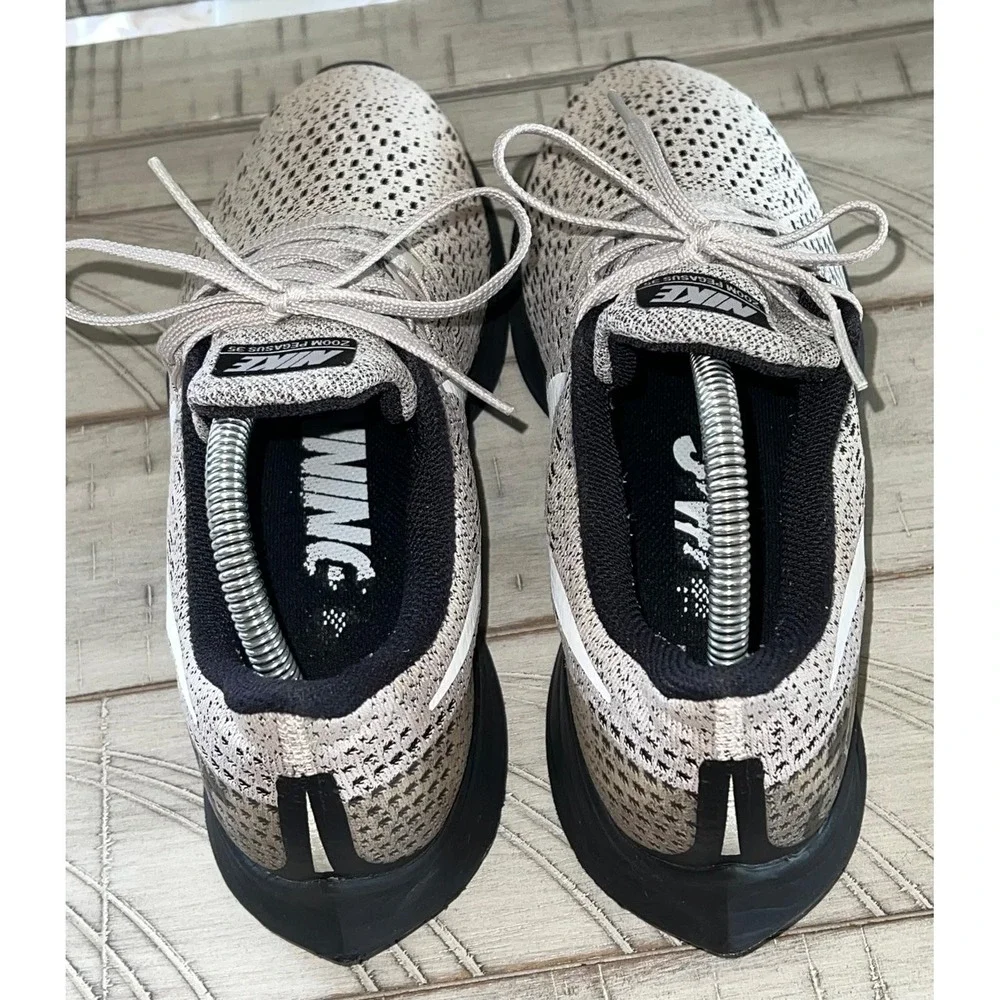 Nike Pegasus Running Shoes Sneakers Women's Size 9.5